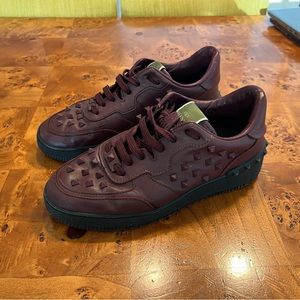 Valentino Mens Sneakers Size 42 (rare burgundy)